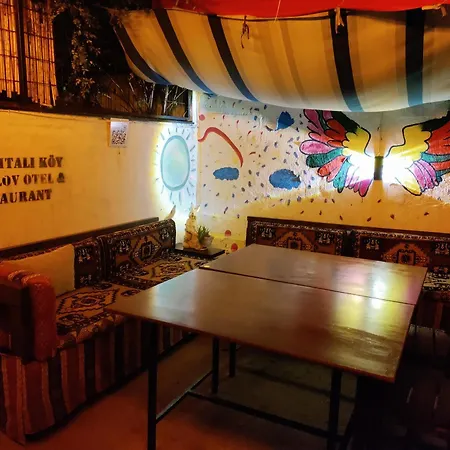 Ida Tahtalikoey Restorant Habitación en casa particular