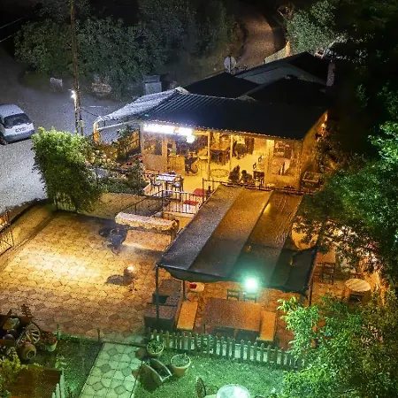 Ida Tahtalikoey Restorant Homestay