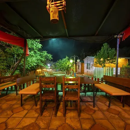 Ida Tahtalikoey Restorant Habitación en casa particular *