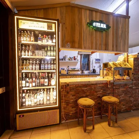 Habitación en casa particular Ida Tahtalikoey Restorant